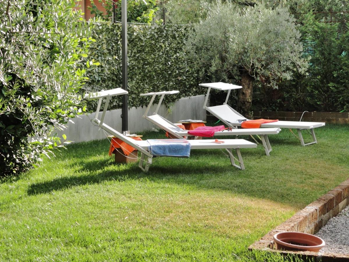 Villa Donne Del Lago Vittoria Salò Exterior foto
